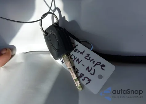 2018 Ford Escape Se z USA, uszkodzony, nr VIN 1FMCU9GDXJUB97859